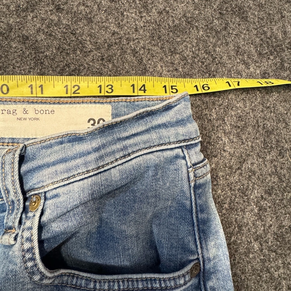 rag & bone
Sofie High-Rise Wide-Leg Cropped Jeans 30 - Picture 13 of 14